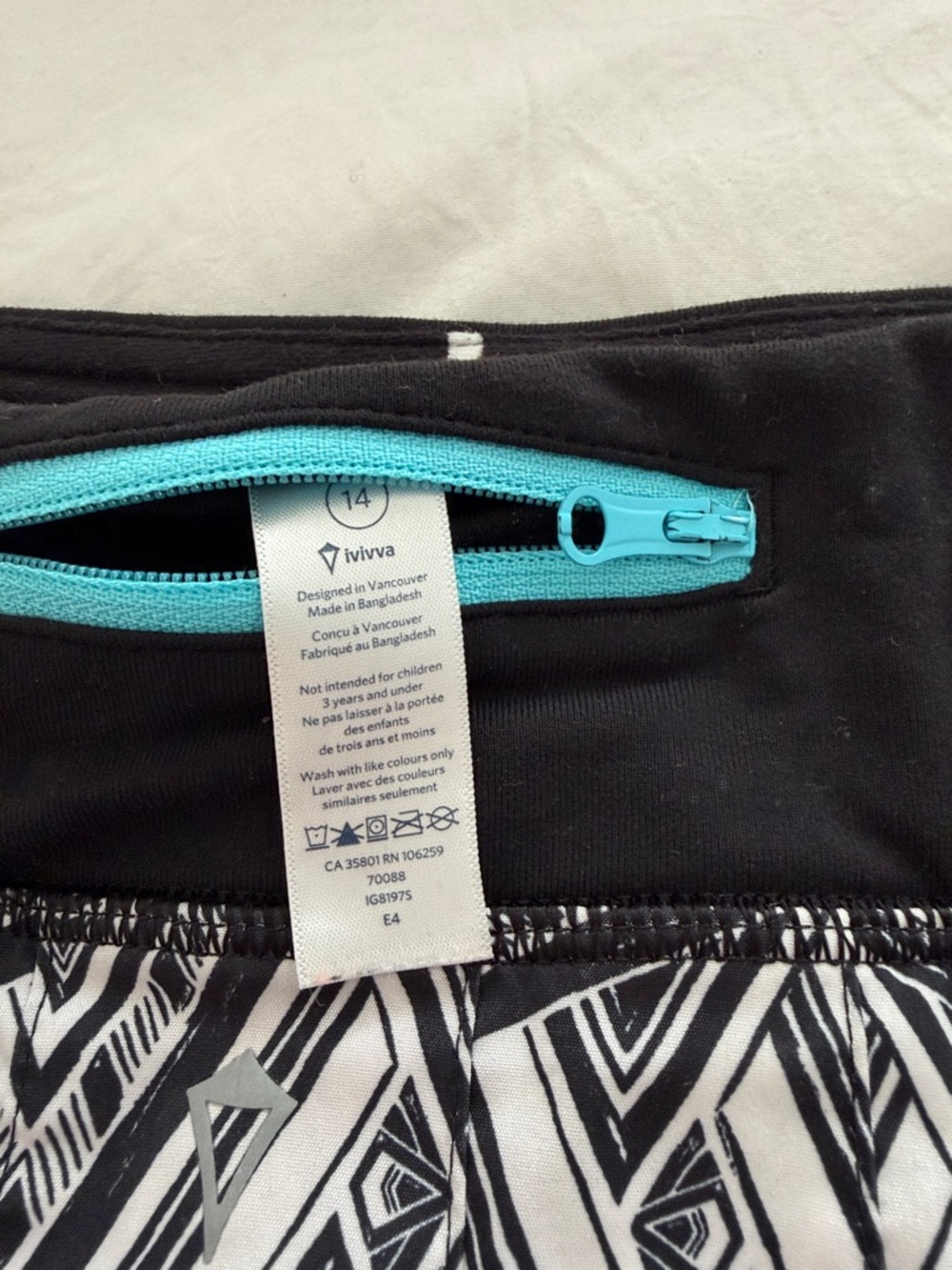 Ivivva Black and White Geometric Skort - Picture 3 of 4